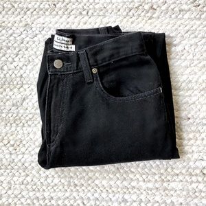 L.L Bean Black High Waist Relaxed Mom Jeans PET 4